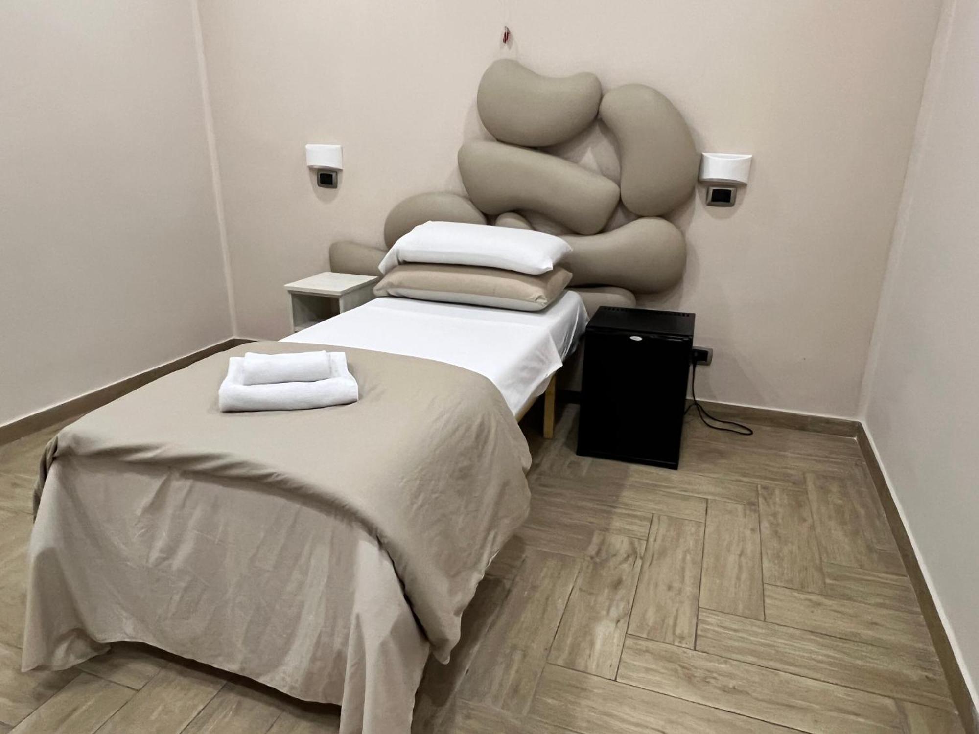 Dei Gerolomini Hotel Nápoly Kültér fotó